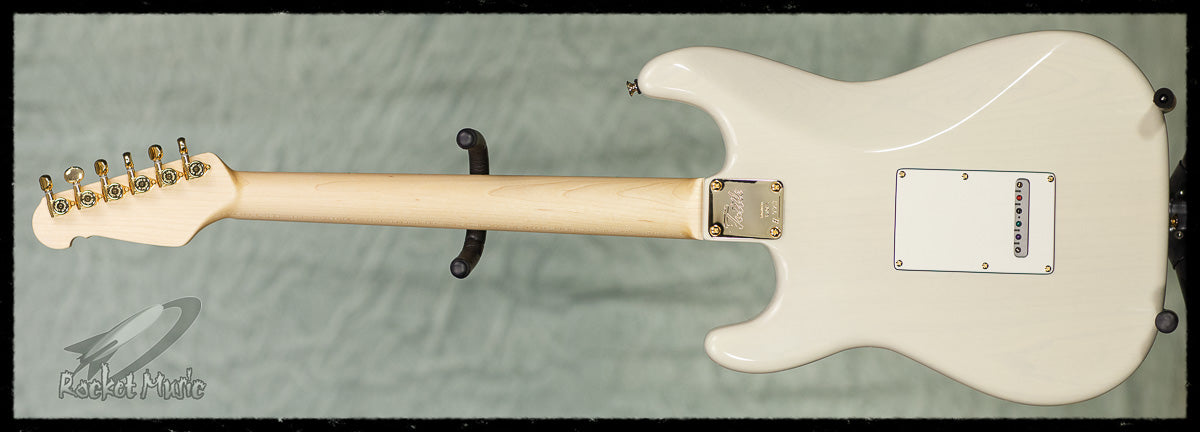 Tuttle Custom Classic S Mary Kay Blonde