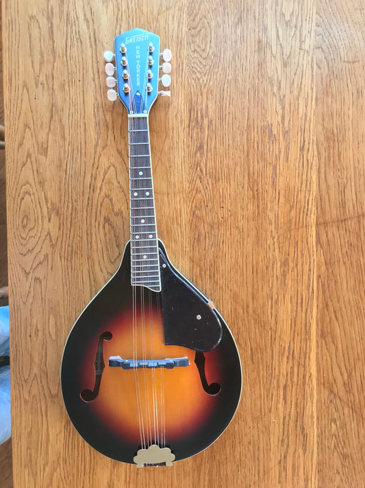 Mandolin (Gretsch Roots) New Yorker Deluxe Mandolin A/E 3 Tone Sunburst